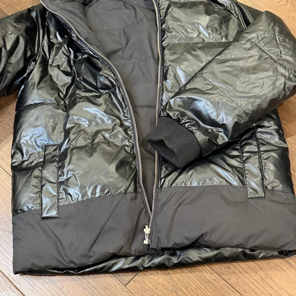 J.Crew Women’s Reversible Metallic Puffer Black Coat Hooded Small? C20-005